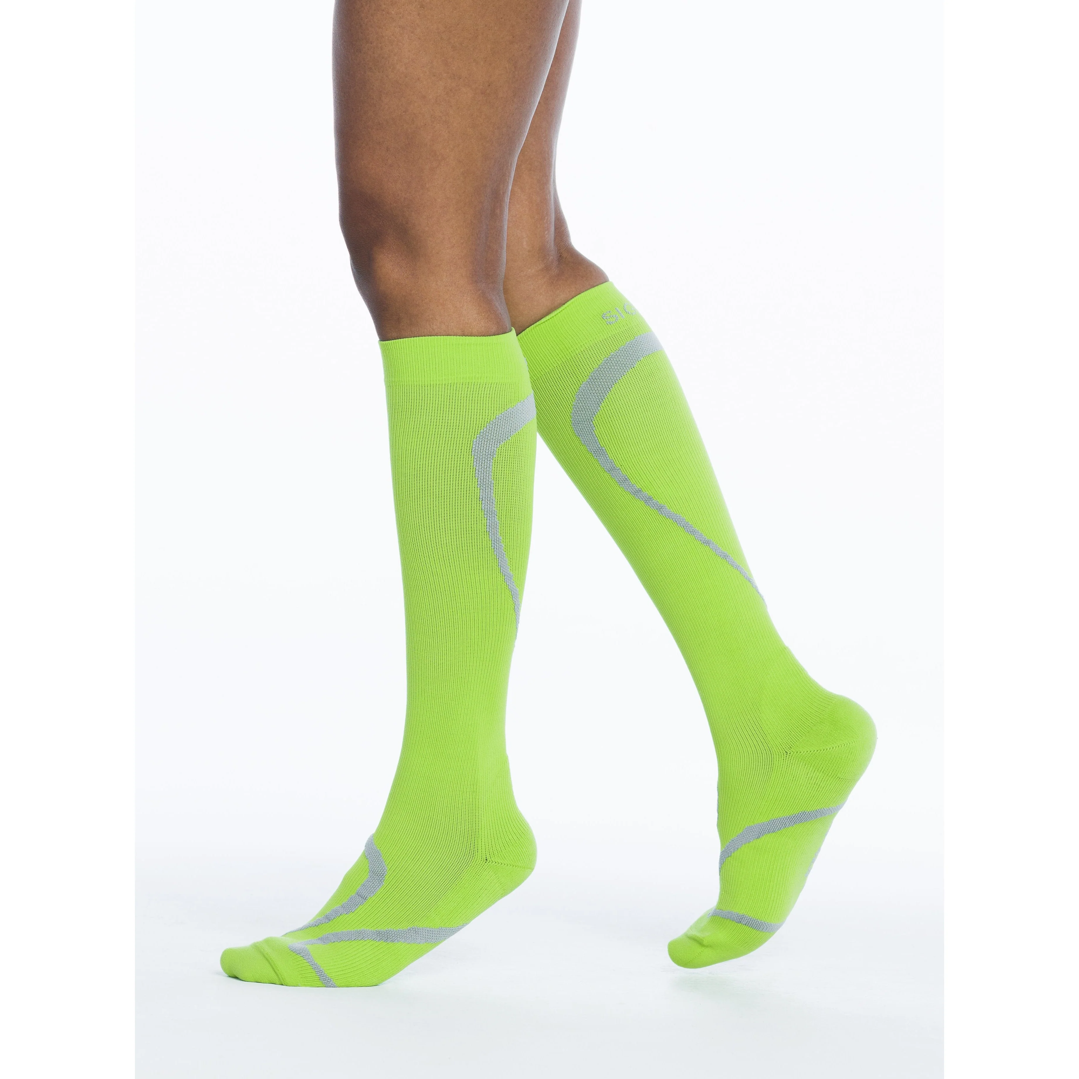 Sigvaris High Tech Knee High 20-30 mmHg - Image 3