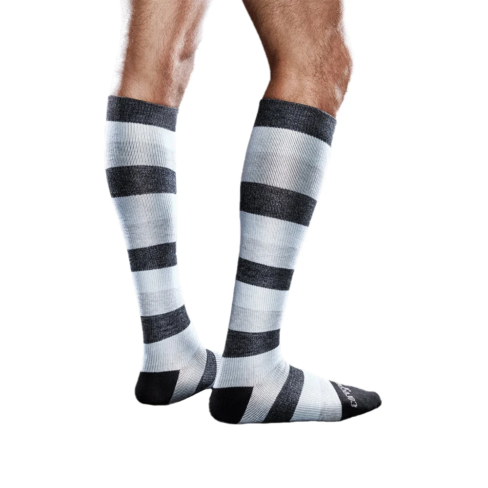 Therafirm® Core-Spun Knee High 20-30 mmHg, Patterned - Image 6