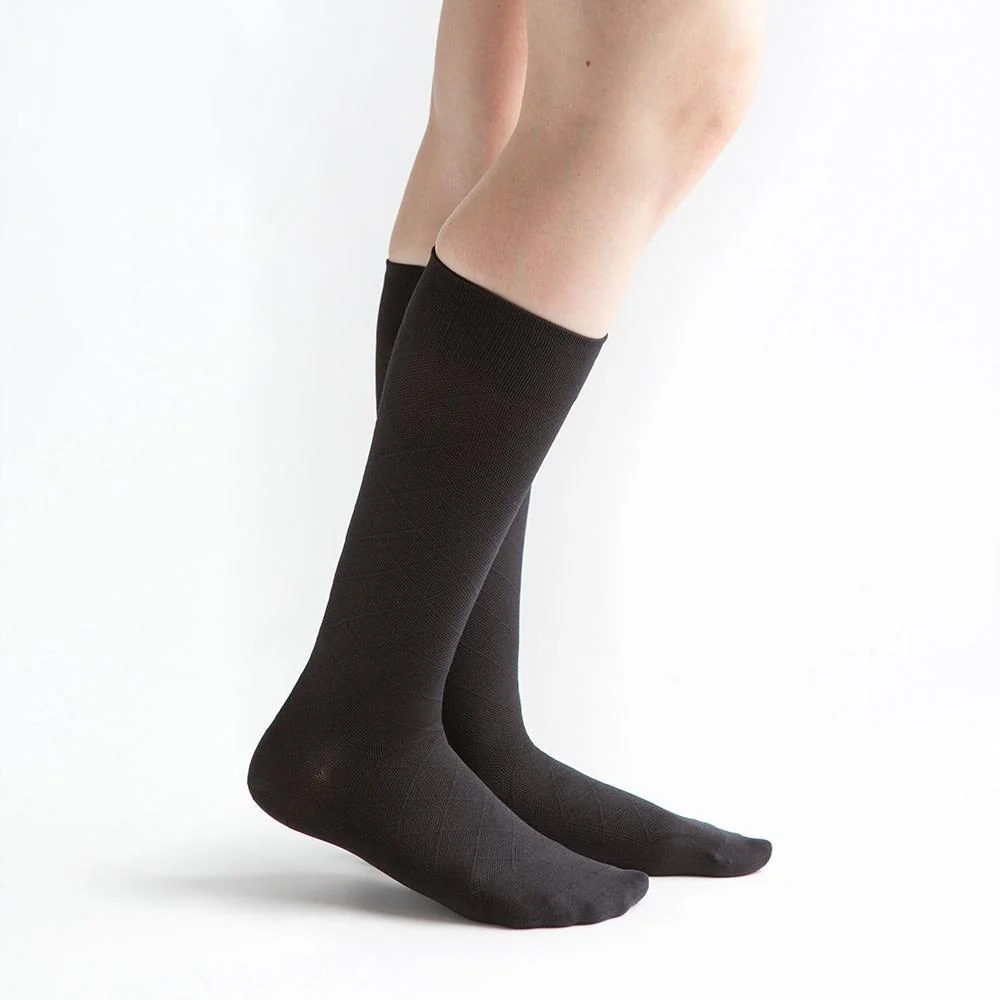 VenActive Women's Diamond Trouser 15-20 mmHg Compression Sock - Image 2
