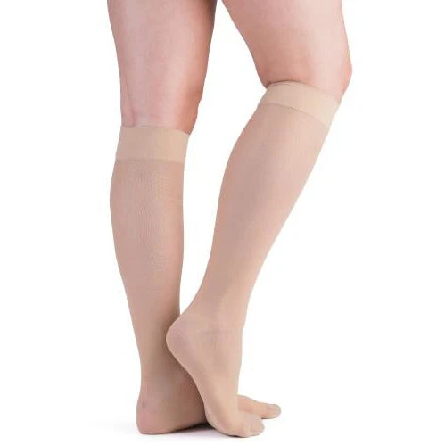 VenActive Women's Premium Sheer 20-30 mmHg Knee Highs - Image 4